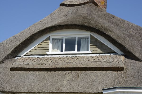 Cost of Eyebrow Window Replacement in Melbourne